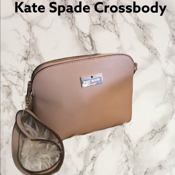 Kate Spade ♠️ Crossbody 🍀 - Picture 5 of 10